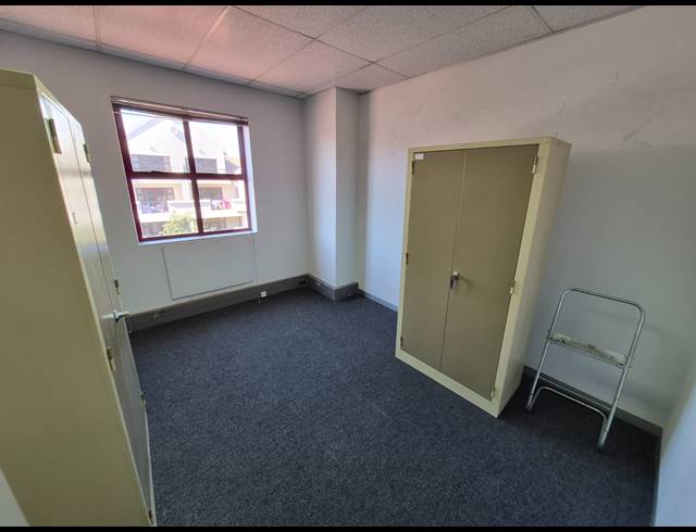 351M² OFFICE TO LET IN RIVONIA